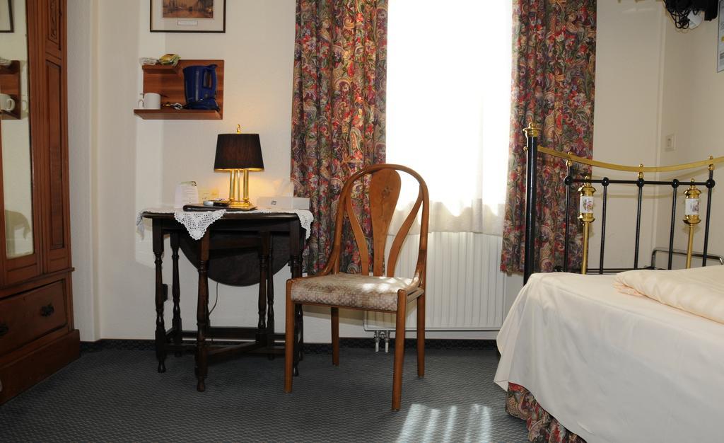 Hotel Admiral Βιζμπάντεν Δωμάτιο φωτογραφία